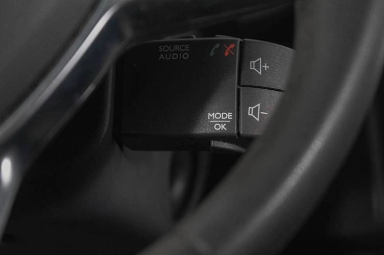 Renault Sandero Stepway 16 из 23