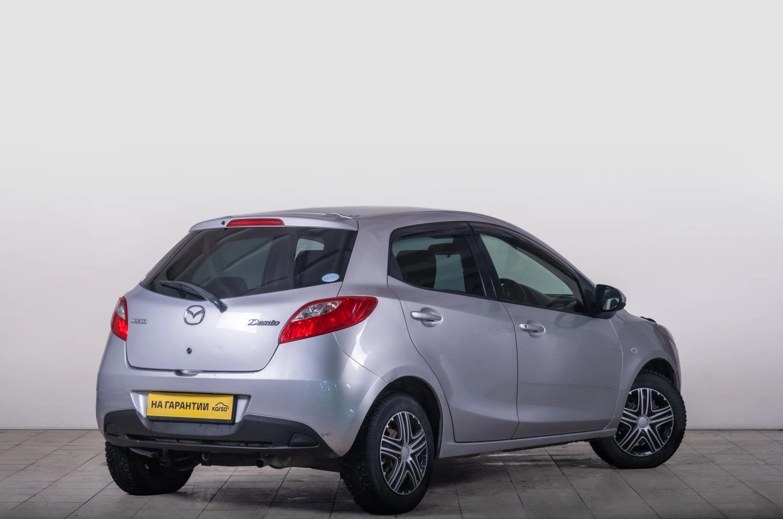 Mazda Demio 6 из 20