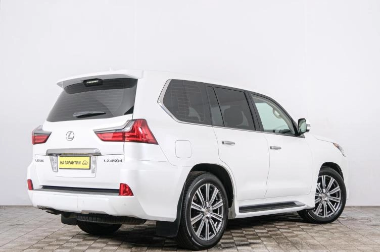 Lexus LX 6 из 22