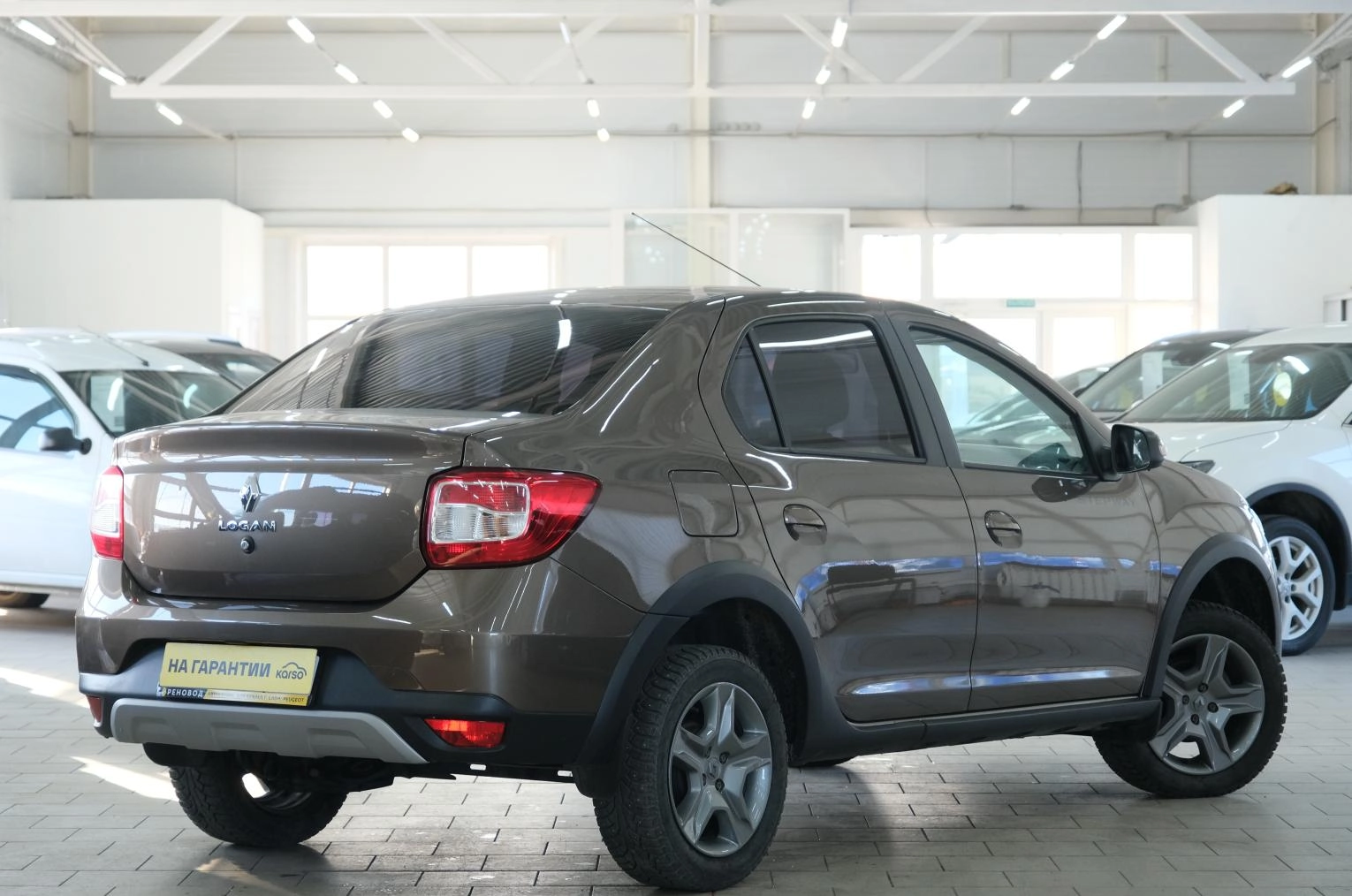 Renault Logan Stepway 6 из 22