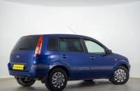 Ford Fusion 4 из 16