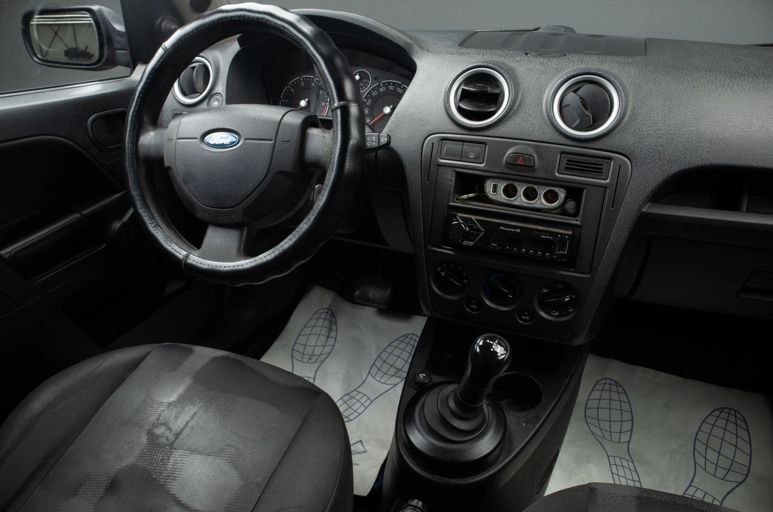 Ford Fusion 8 из 16