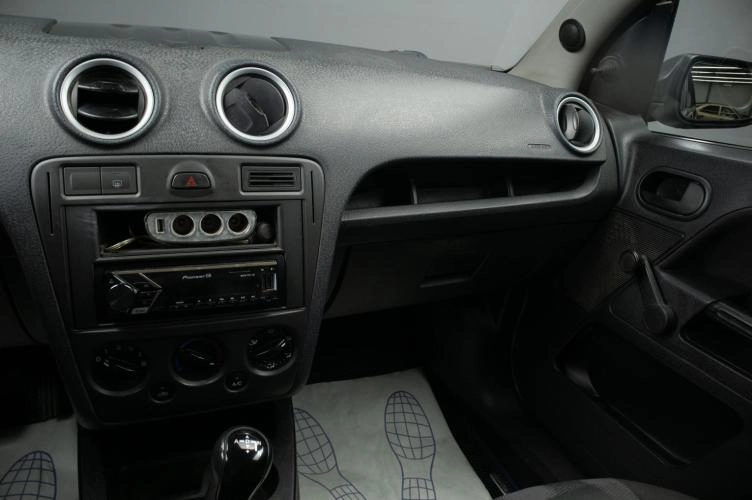 Ford Fusion 10 из 16