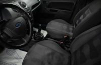 Ford Fusion 13 из 16