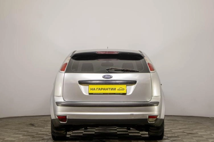 Ford Focus 1 из 5