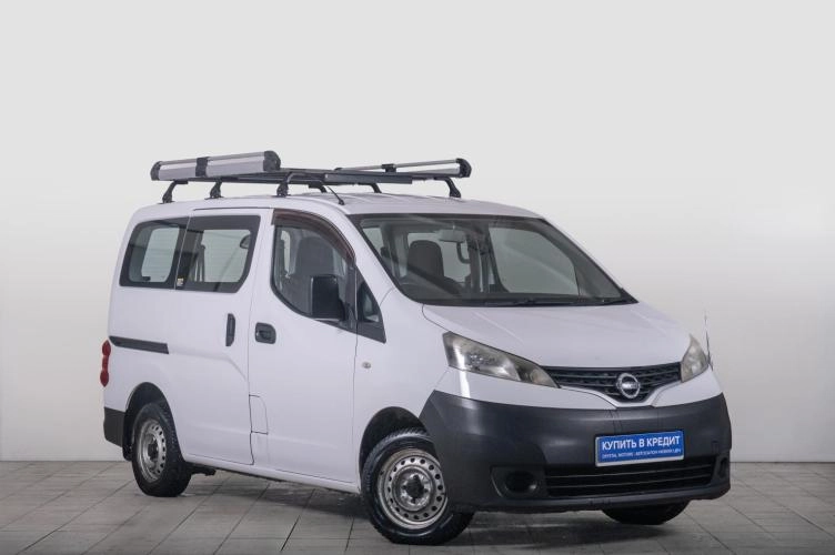 Nissan NV200 1 из 5