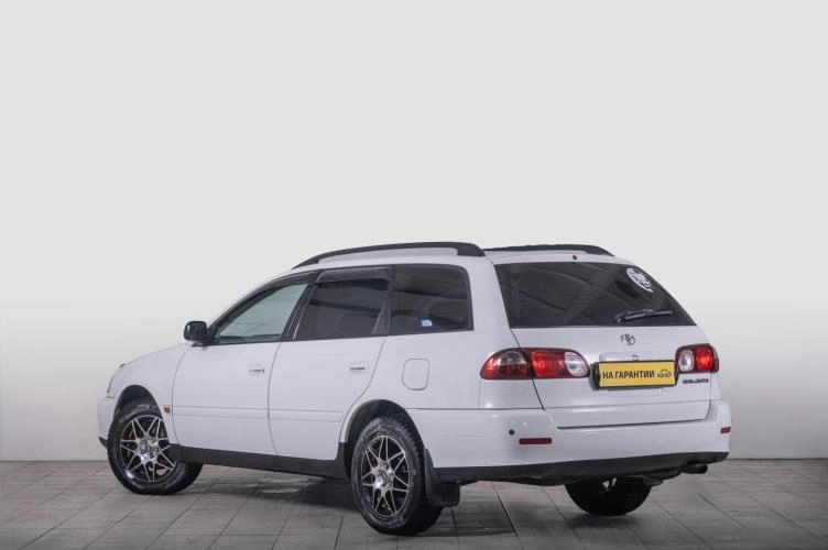 Toyota Caldina 5 из 5