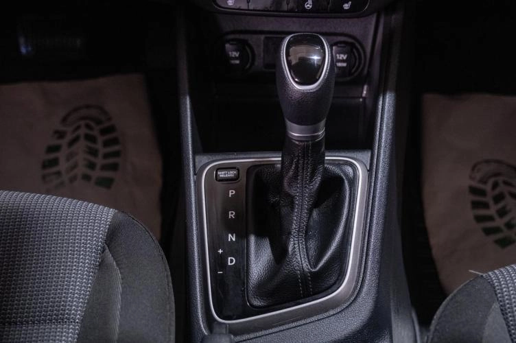 Hyundai Solaris 15 из 22