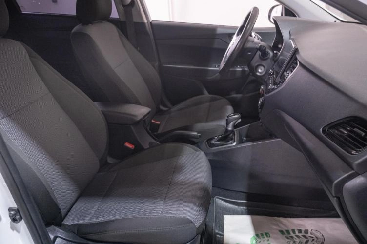 Hyundai Solaris 19 из 22