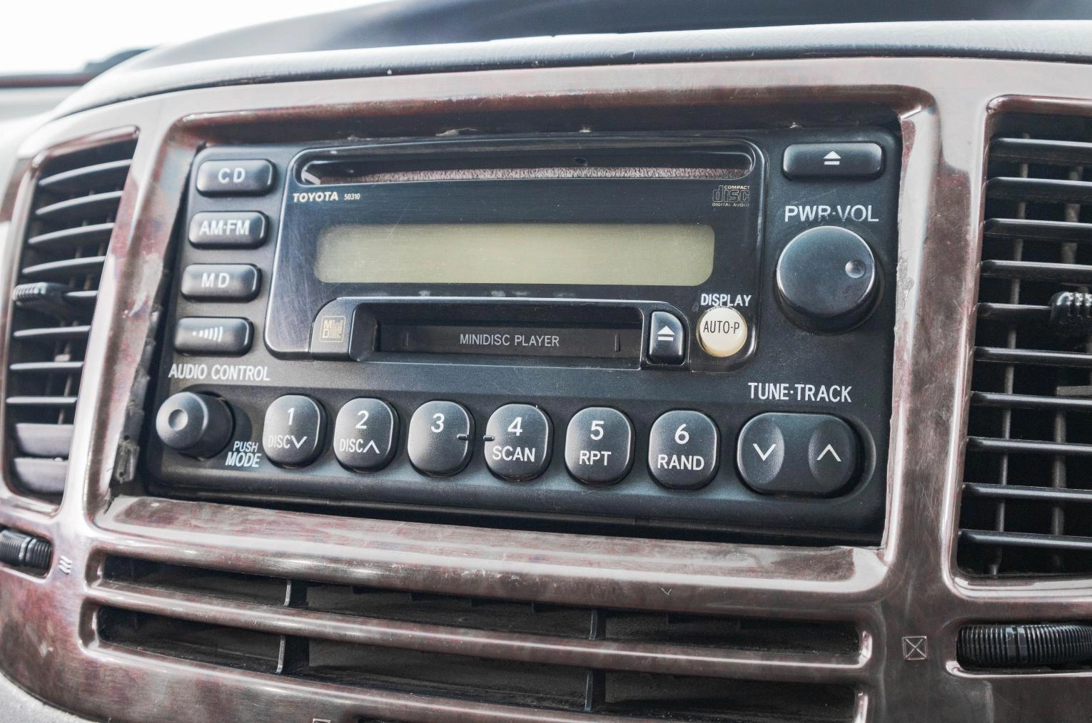 Toyota Nadia 17 из 23