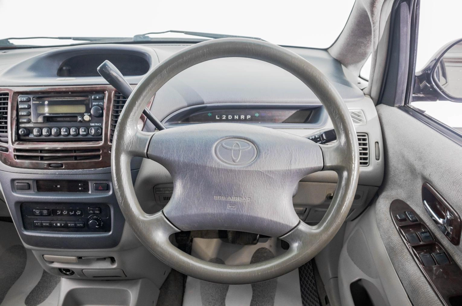Toyota Nadia 14 из 23