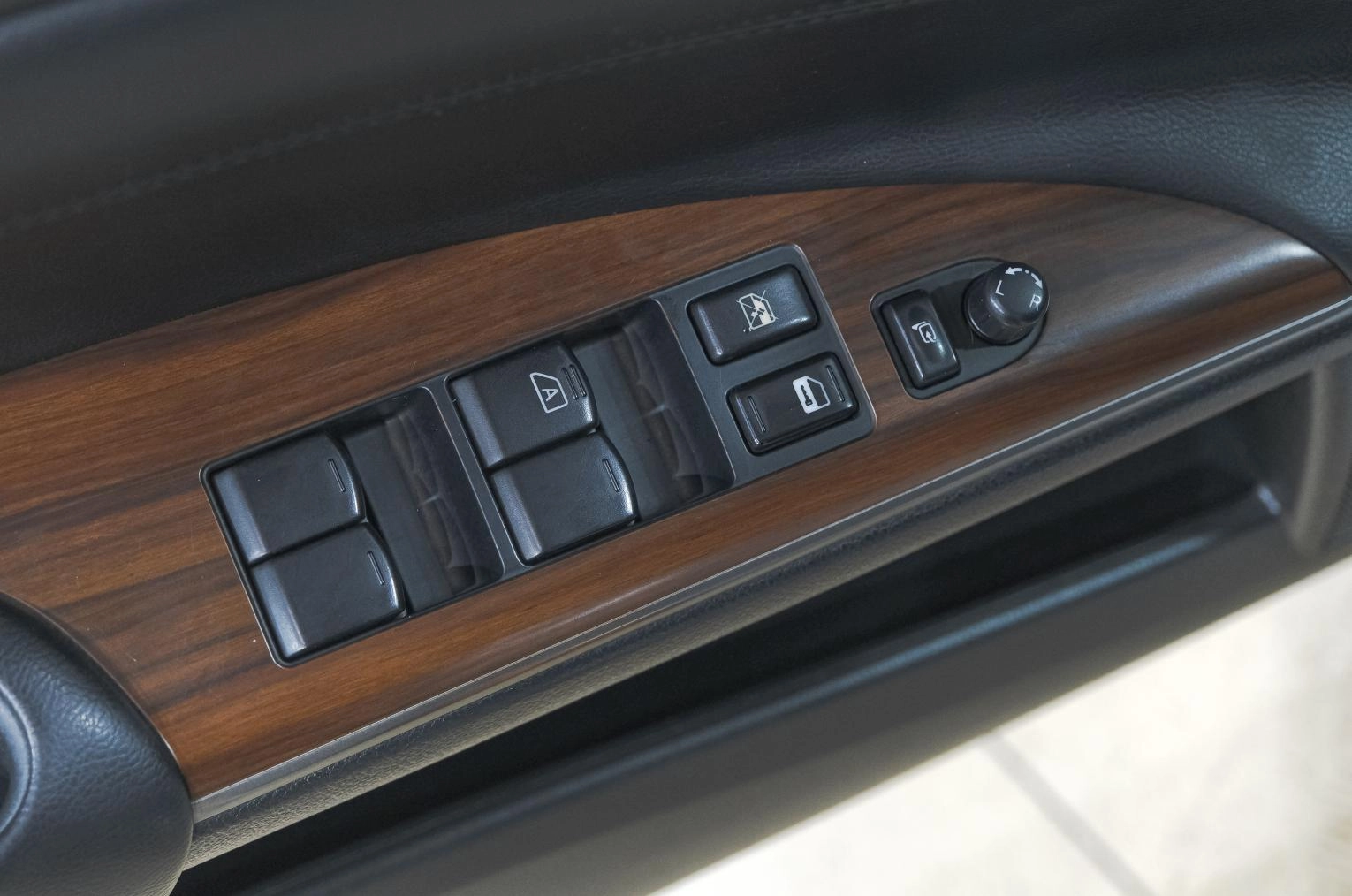 Nissan Teana 17 из 24