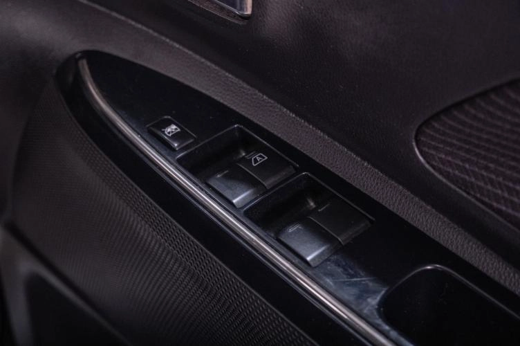 Nissan Dayz Roox 17 из 21