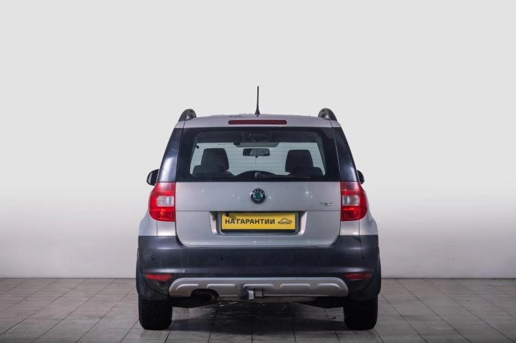 Skoda Yeti 4 из 5