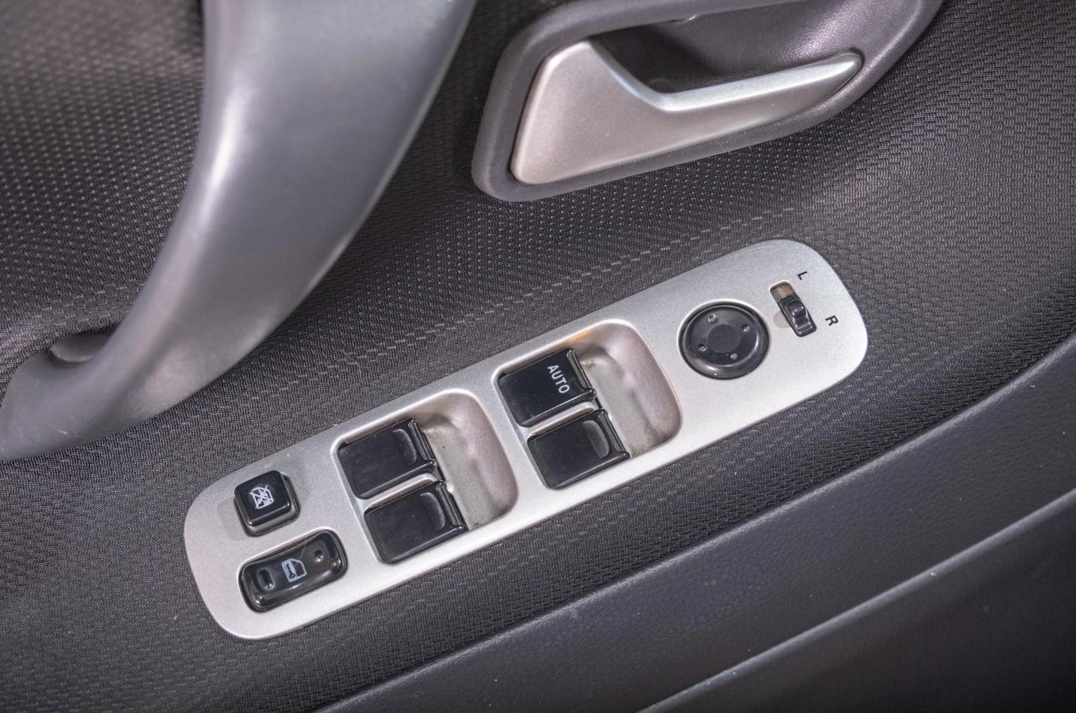 Suzuki Liana 17 из 21