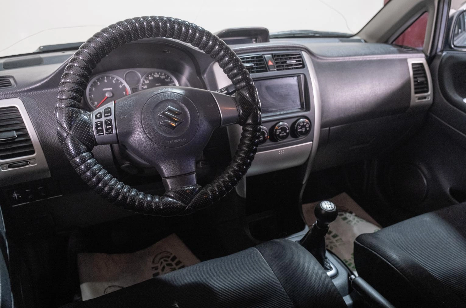 Suzuki Liana 8 из 21