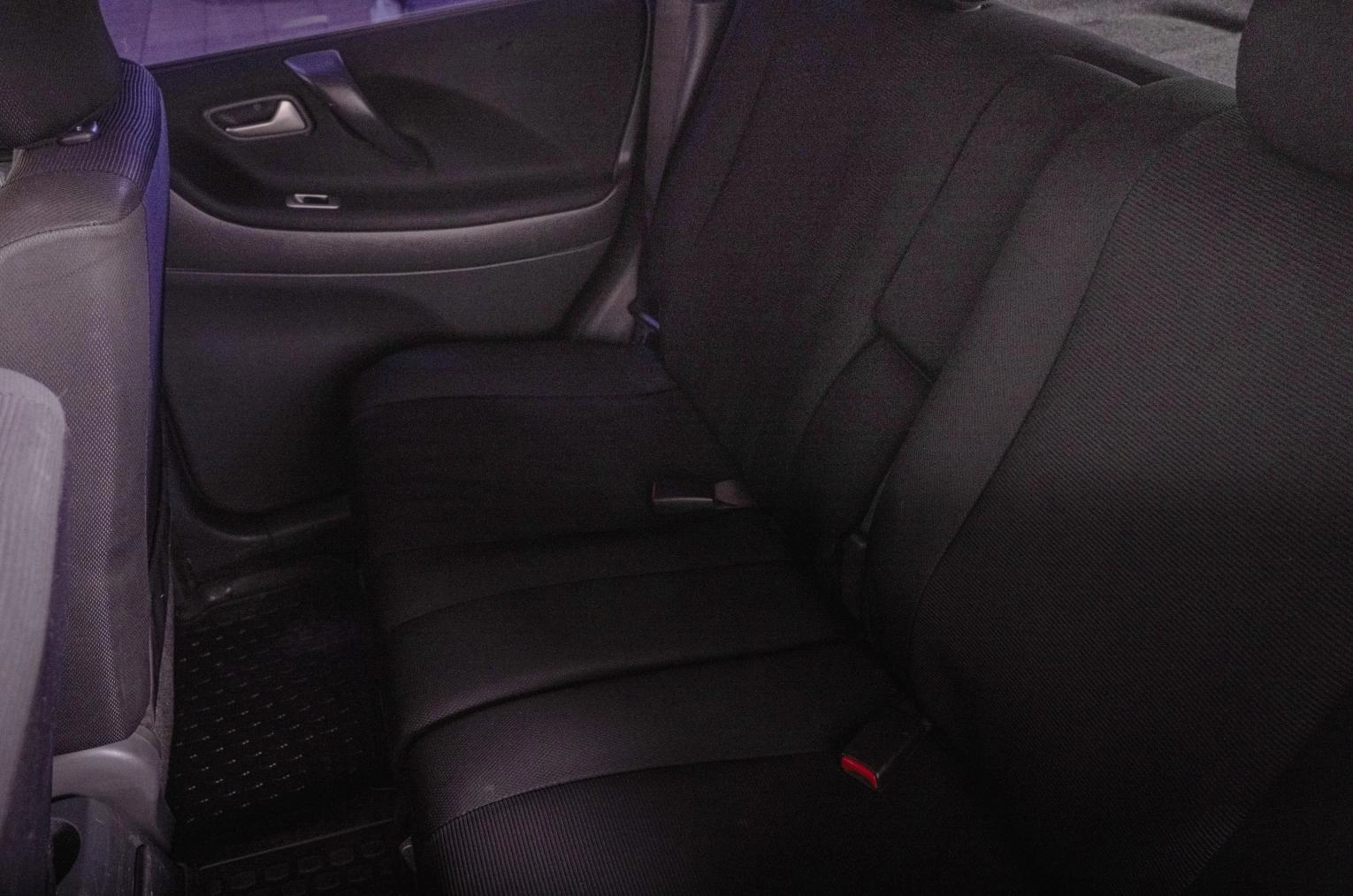 Suzuki Liana 20 из 21