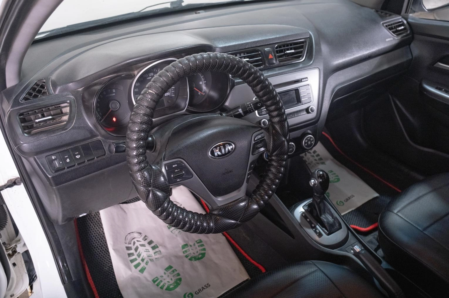 KIA Rio 7 из 23