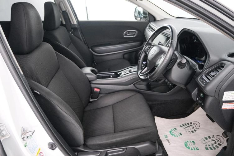 Honda Vezel 7 из 23