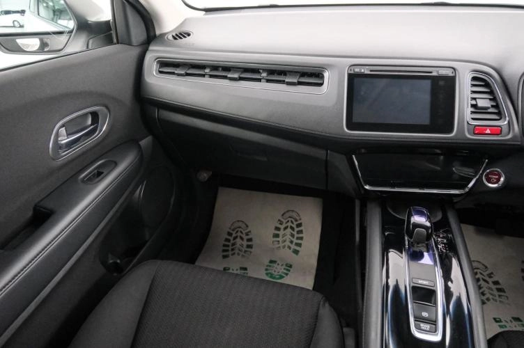 Honda Vezel 11 из 23