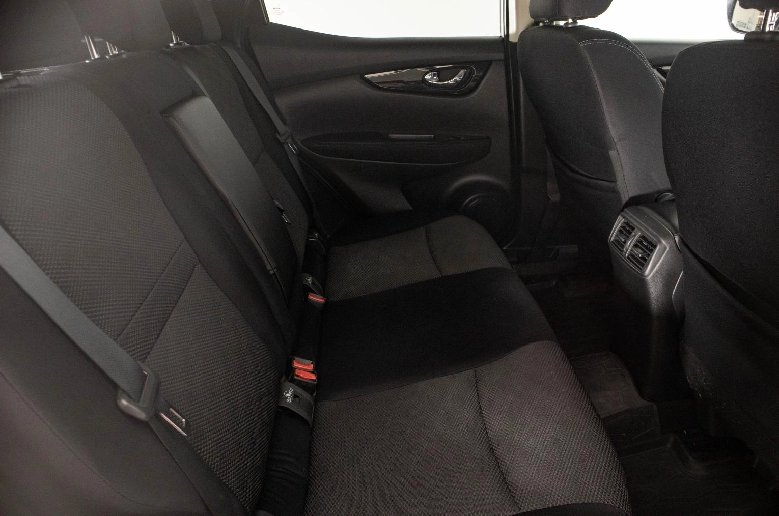 Nissan Qashqai 10 из 23