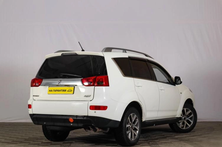 Peugeot 4007 4 из 5