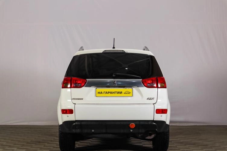 Peugeot 4007 5 из 5