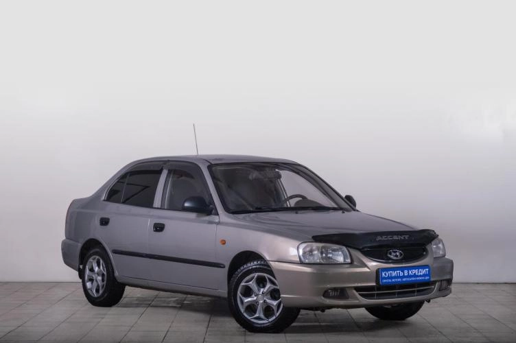 Hyundai Accent 1 из 5