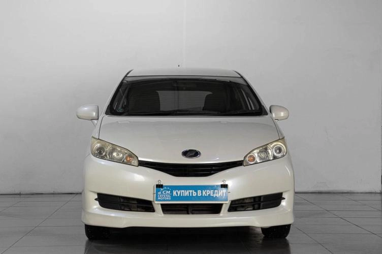 Toyota Wish 2 из 5