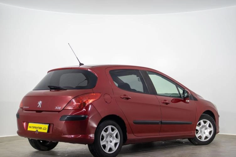 Peugeot 308 4 из 5