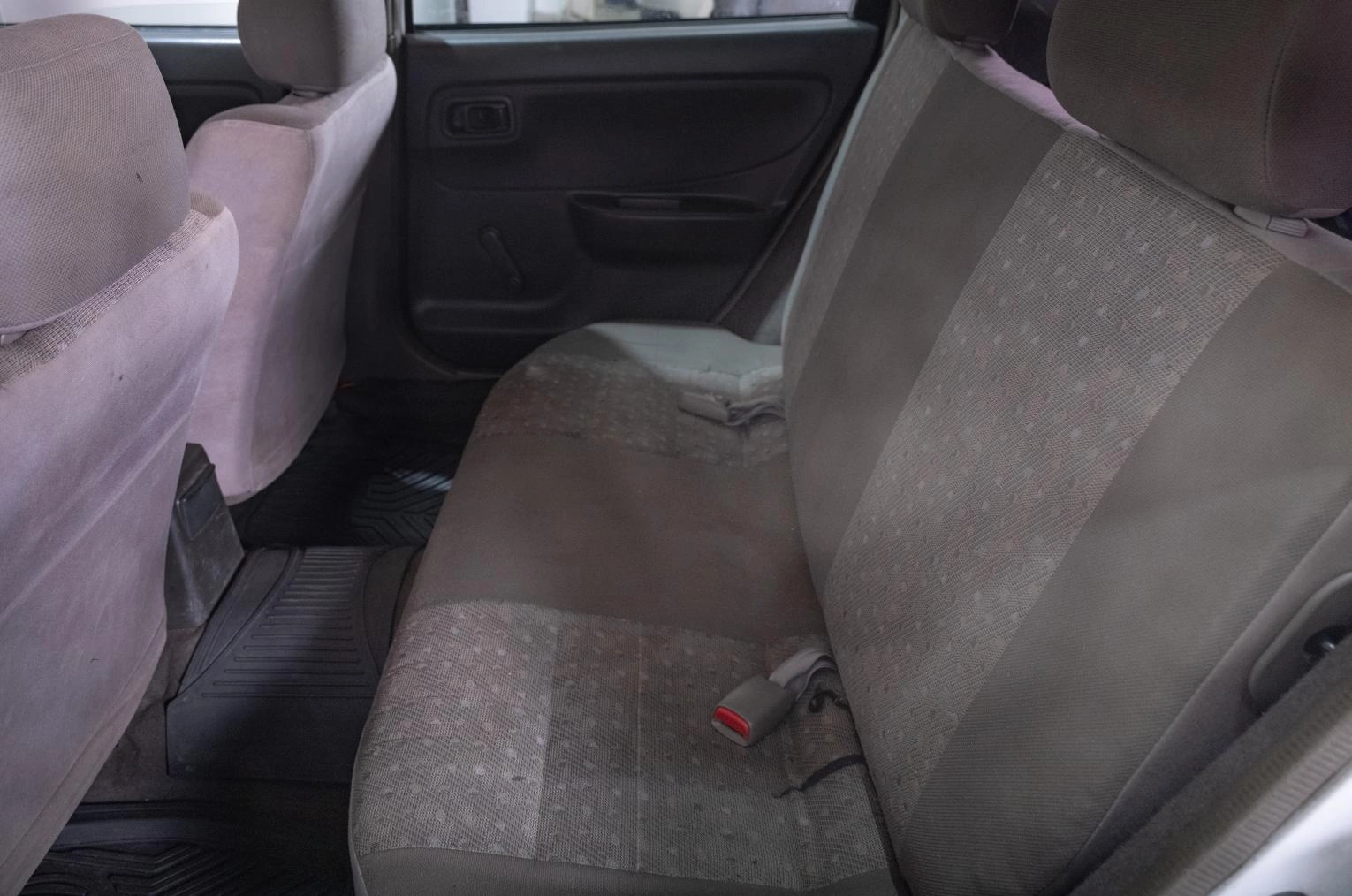 Nissan Expert 19 из 20