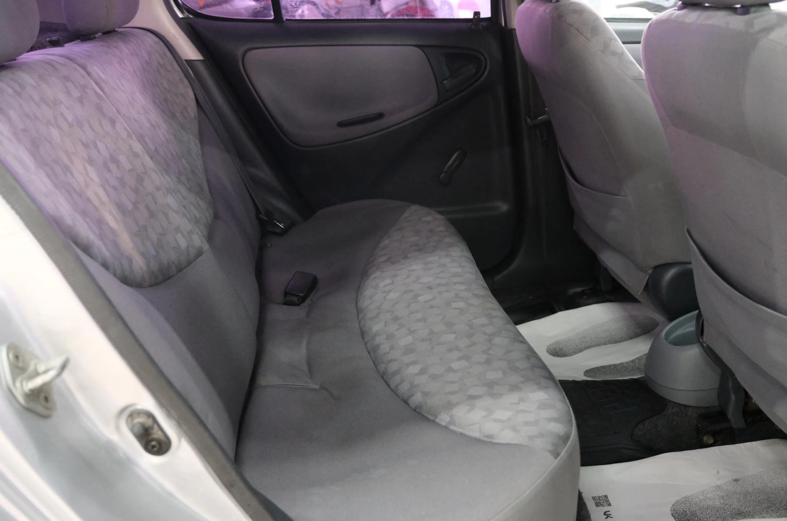 Toyota Echo 18 из 19