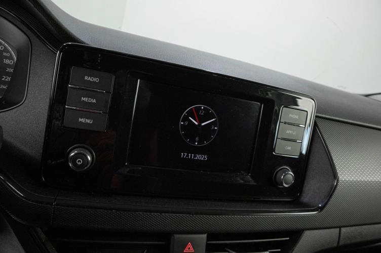 Volkswagen Polo 13 из 19