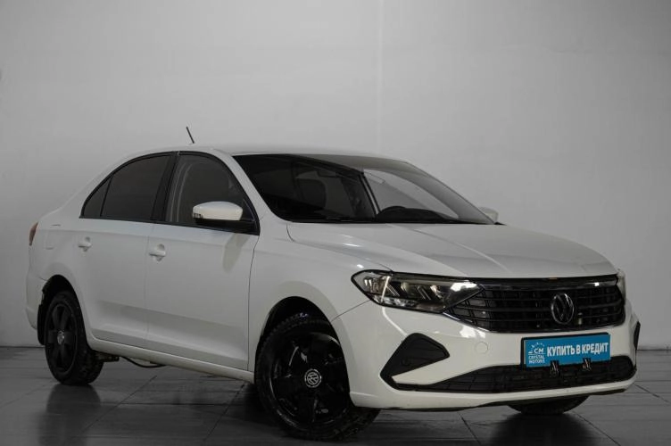 Volkswagen Polo 1 из 5