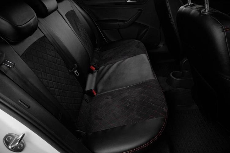 Volkswagen Polo 18 из 19