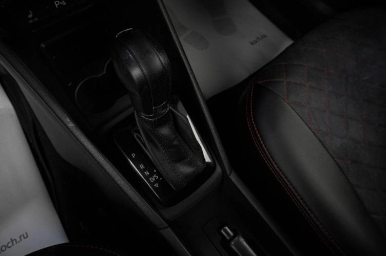 Volkswagen Polo 16 из 19