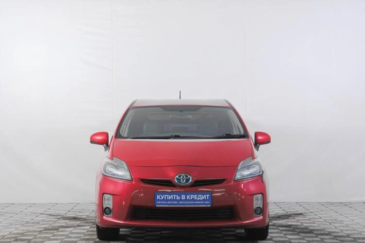 Toyota Prius 2 из 5