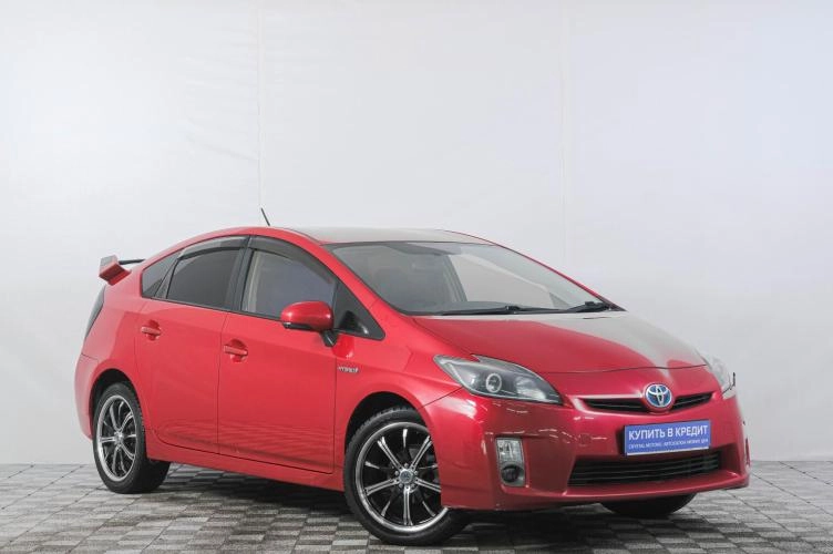 Toyota Prius 1 из 5