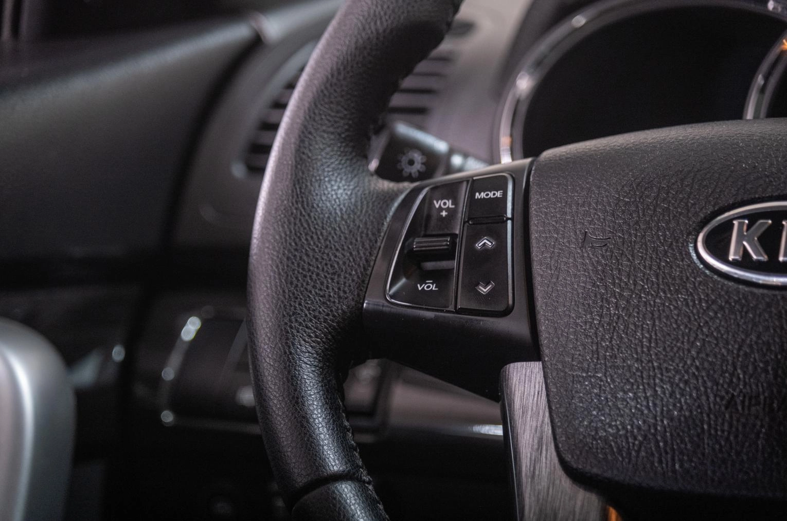 KIA Sorento 12 из 24