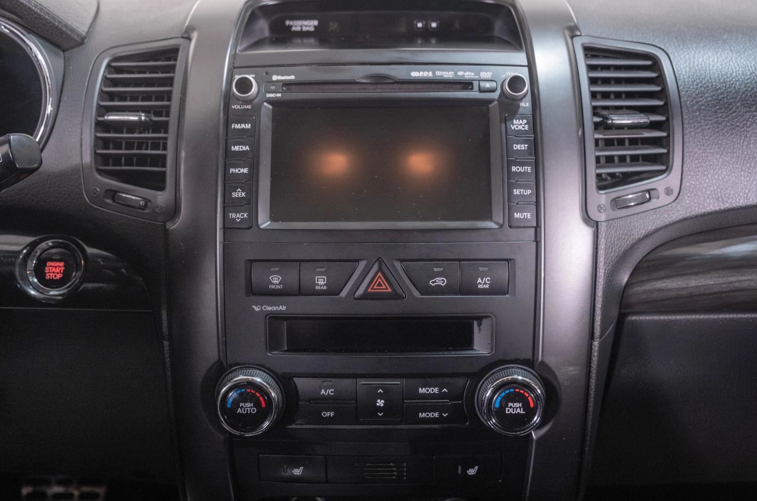 KIA Sorento 15 из 24