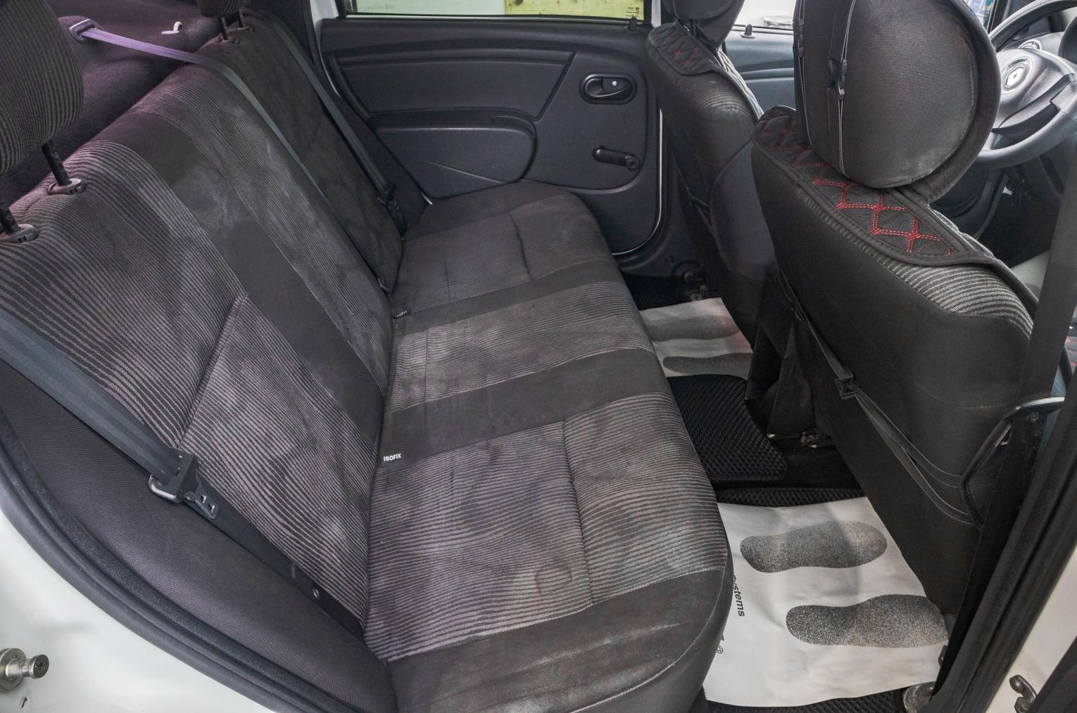 Renault Logan 20 из 21