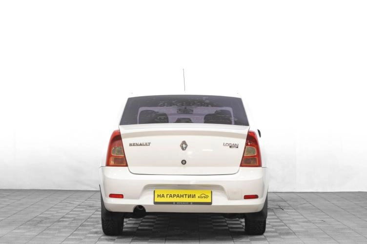 Renault Logan 5 из 5