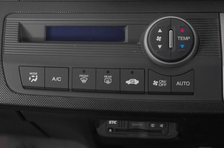 Honda Freed 19 из 22