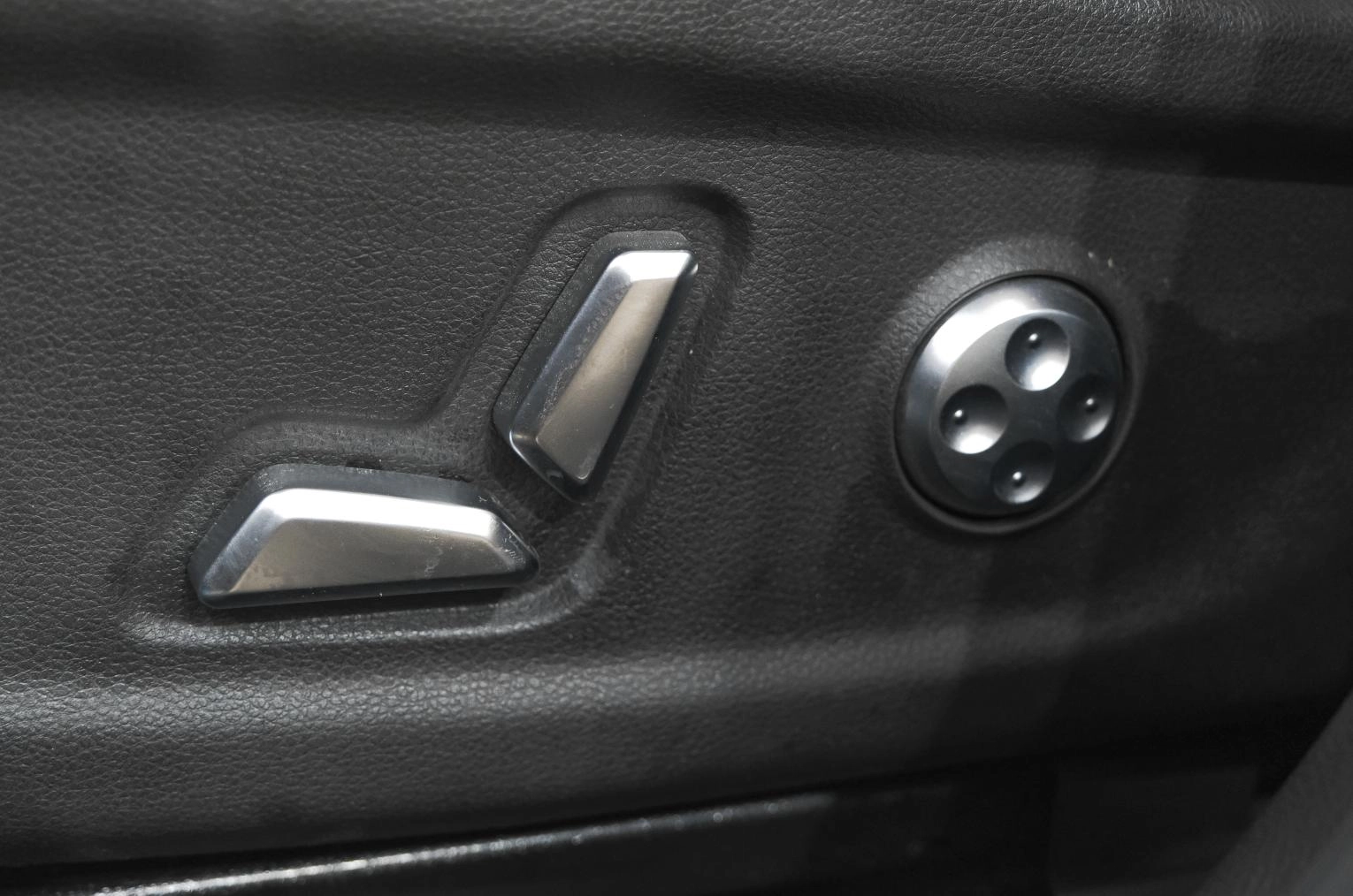 Jetour X90 Plus 23 из 27