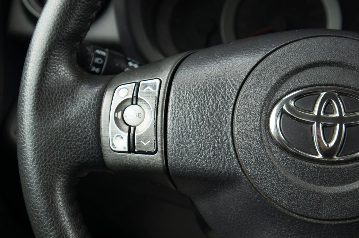 Toyota RAV4 11 из 20