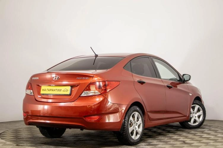 Hyundai Solaris 4 из 5