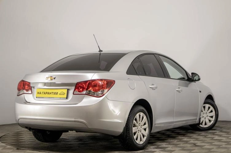 Chevrolet Cruze 4 из 5