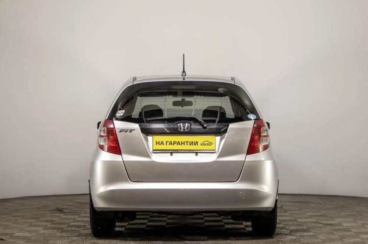Honda Fit 5 из 5