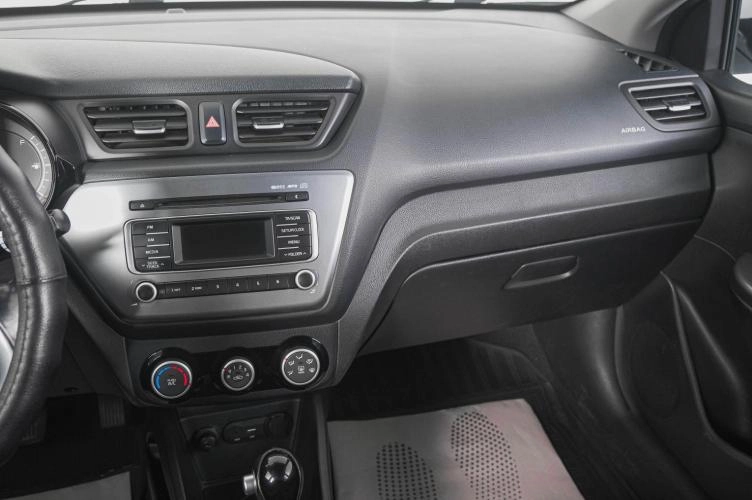 KIA Rio 14 из 23