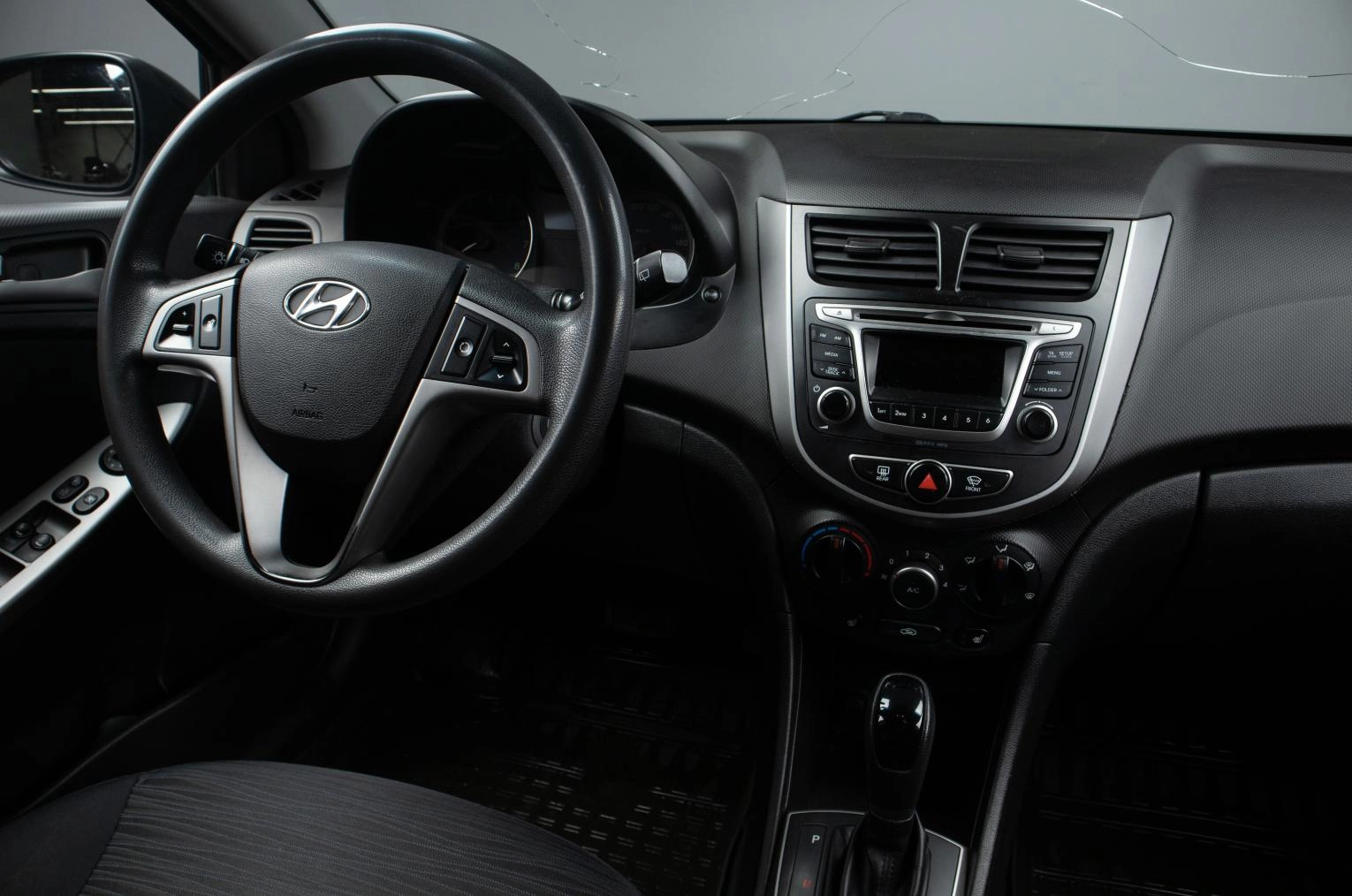 Hyundai Solaris 8 из 19